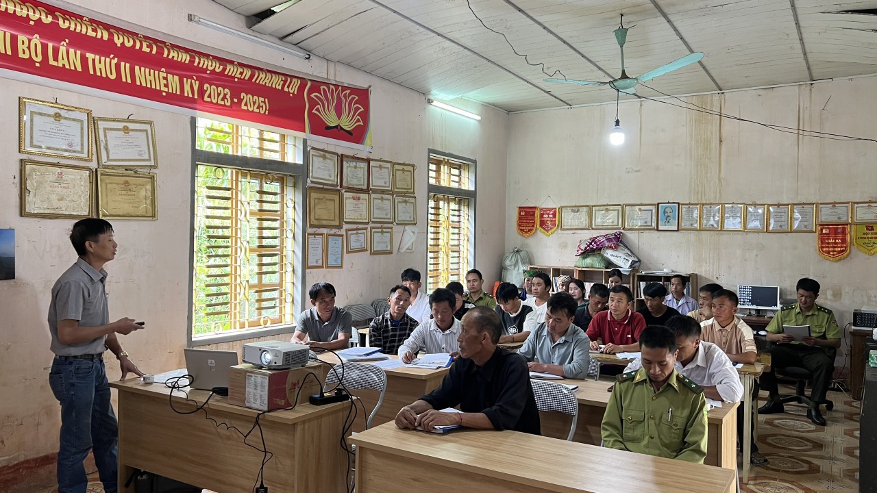   Dự án Quảnlý rừng bền vững và bảo tồn đa dạng sinh học tỉnh Sơn La (VFBC Sơn La) tổ chức tập huấn cho cộng đồng bản tại xã Ngọc Chiến huyện Mường La 